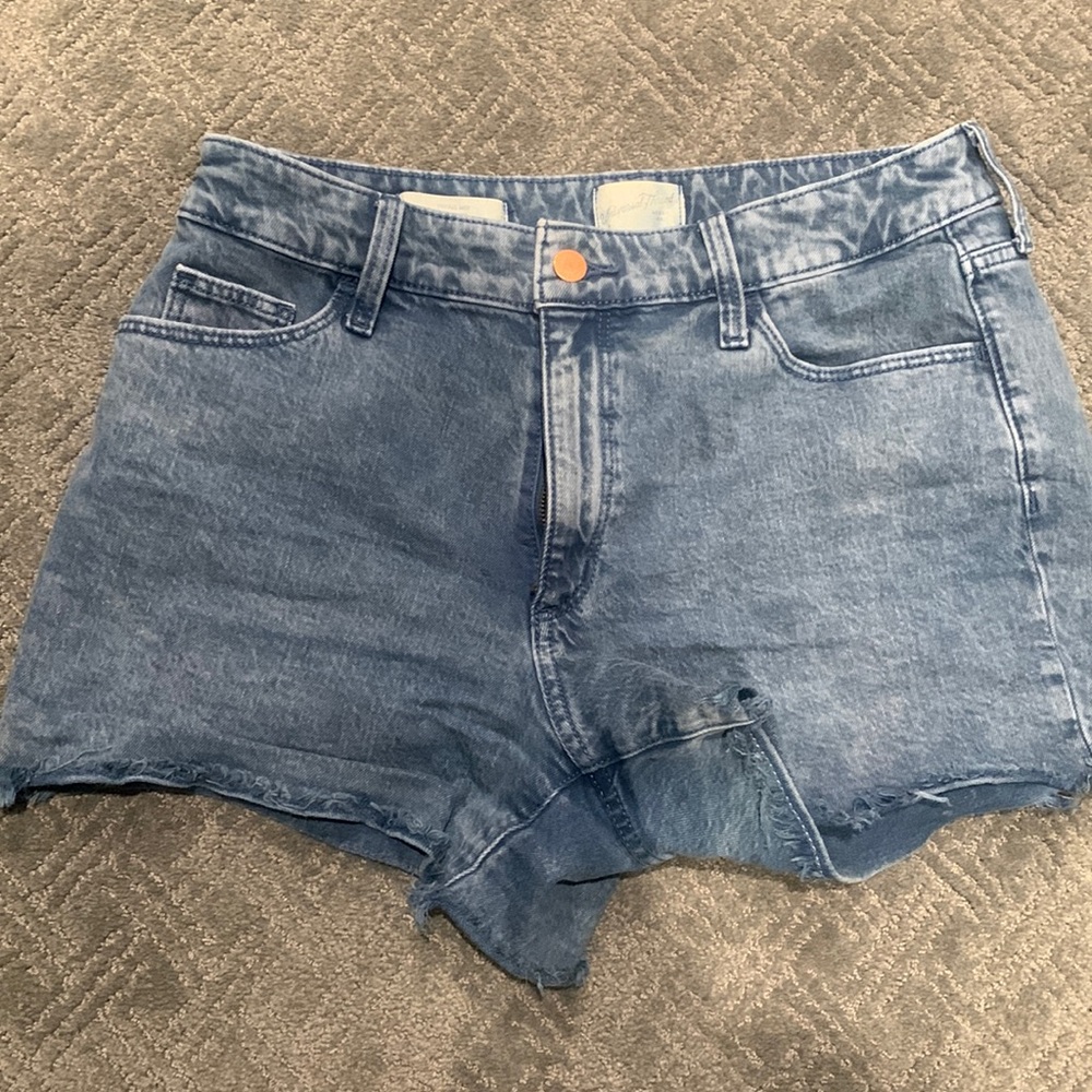 Woman’s Jean shorts. Size 8/29